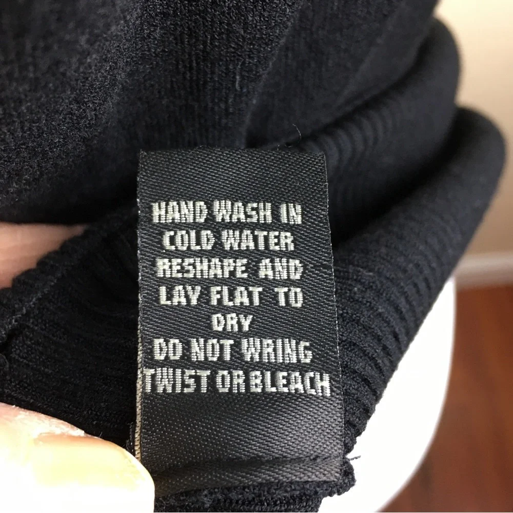 BCBGMAXAZRIA Black Cardigan & Shell Sweater Beaded Diamond Design Size M - Picture 14 of 16